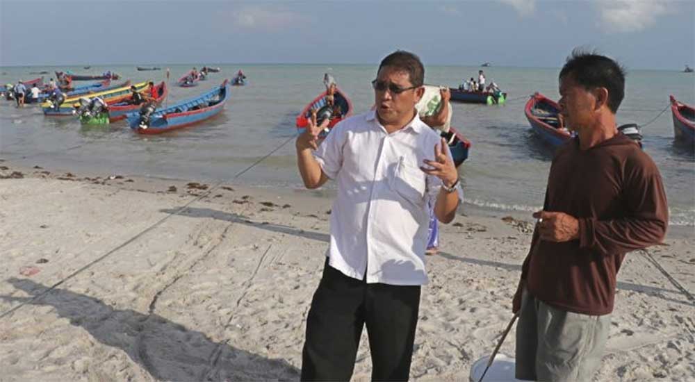 Jaga Lingkungan, Bahar Buasan Ajak Warga Babel Daur Ulang Plastik Sampah